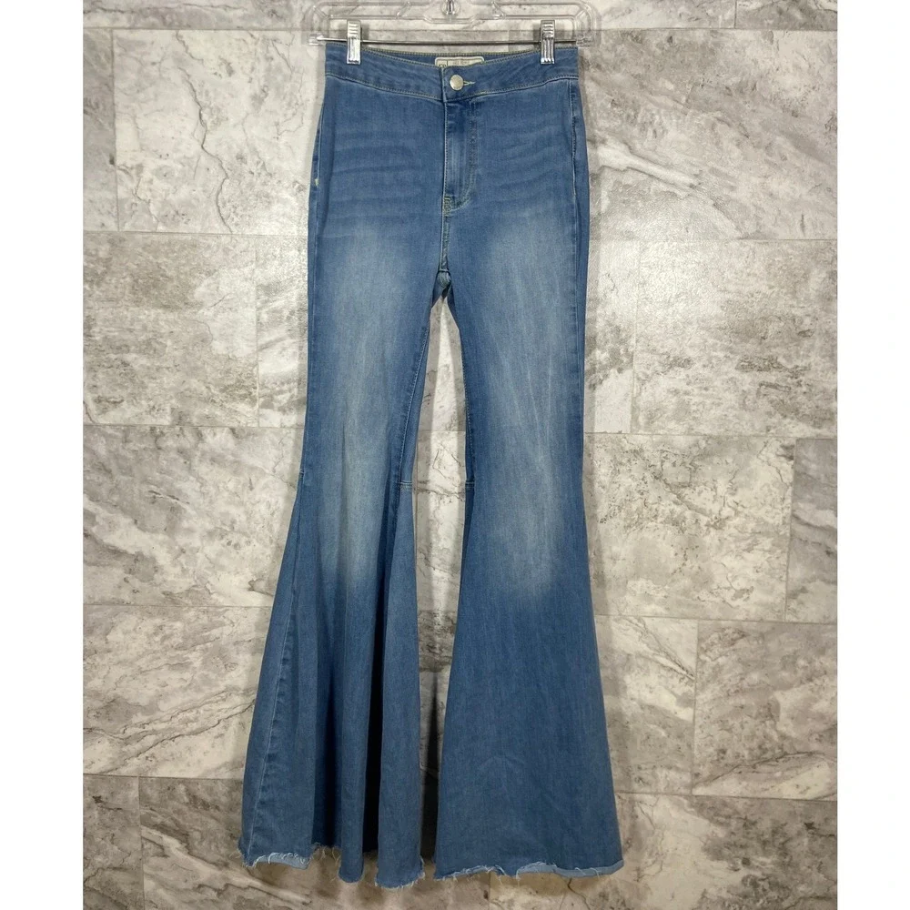 Free People Just‎ Float On Flare Leg Jeans Sz 24 R Blue Light Wash Boho Denim